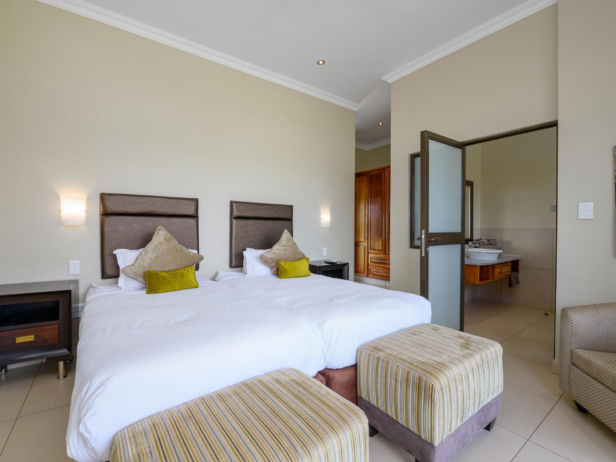 Monomotapa Village @ Legend Golf And Safari Resort Golders Green Exterior photo