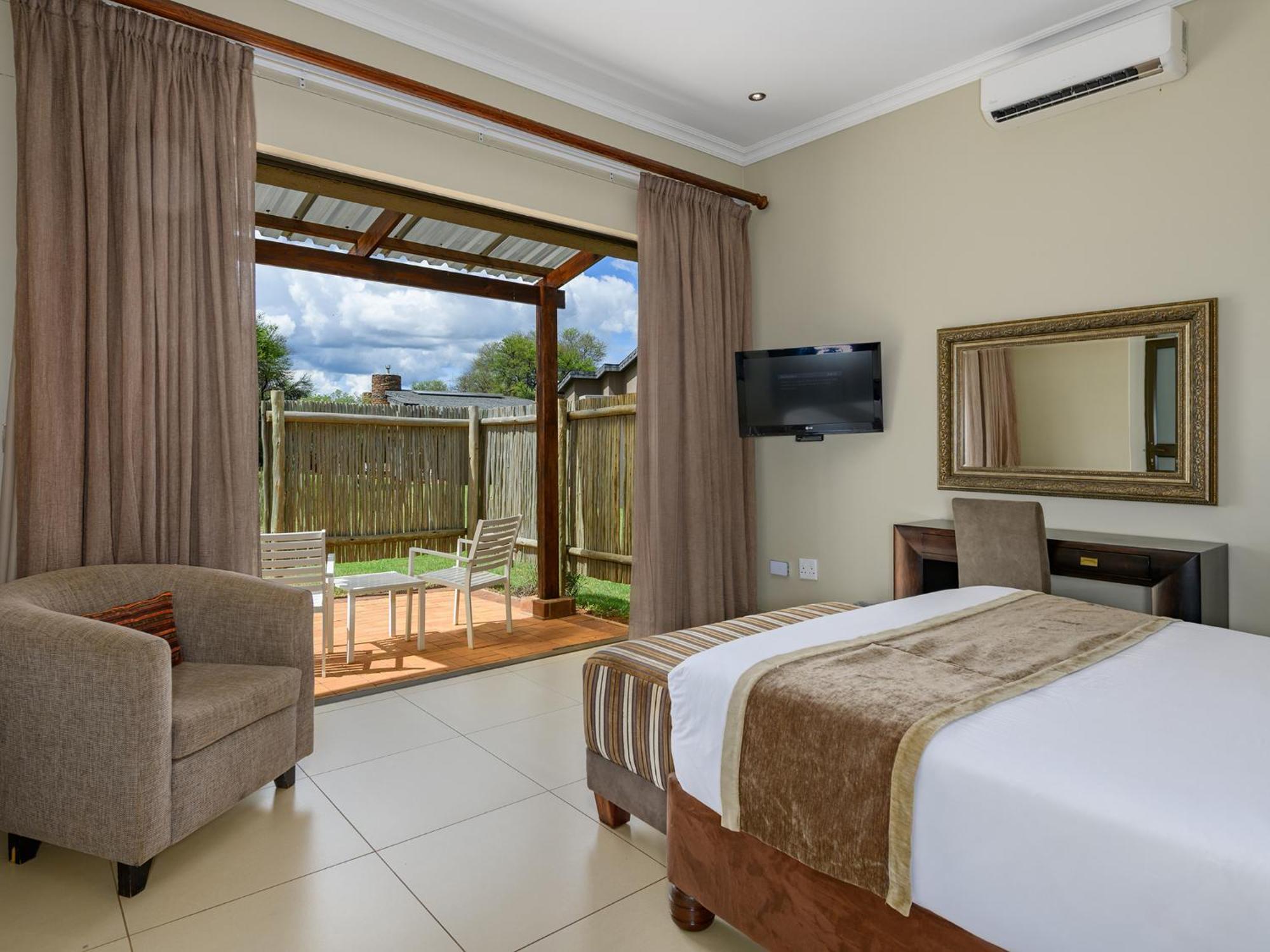 Monomotapa Village @ Legend Golf And Safari Resort Golders Green Exterior photo